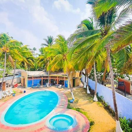 Hostal Club Mochilero La Libertad Eksteriør billede